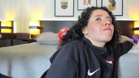 Snapshot of valeriaa_soler chatting on 02/21/25, 08:49 Valeria online show from 02/21/25, 08:49