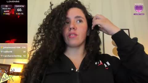 Snapshot of valeriaa_soler chatting on 02/28/25, 03:37 Valeria online show from 02/28/25, 03:37