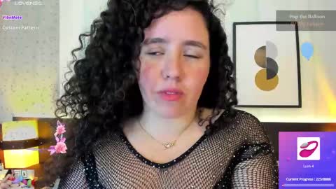 Snapshot of valeriaa_soler chatting on 03/11/25, 02:29 Valeria online show from 03/11/25, 02:29