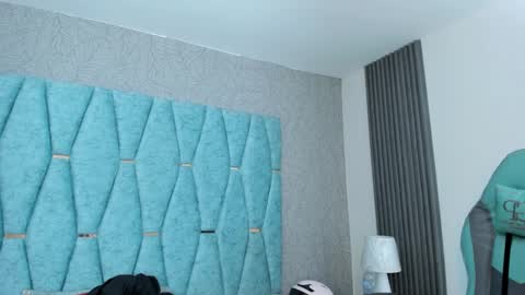 Snapshot of valeriaa_soler chatting on 09/15/25, 06:19 Valeria online show from 09/15/25, 06:19