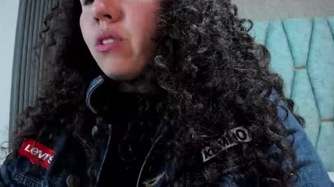 Snapshot of valeriaa_soler chatting on 09/20/25, 06:09 Valeria online show from 09/20/25, 06:09