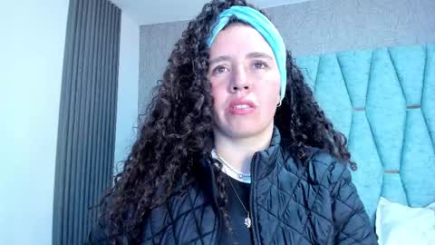 Snapshot of valeriaa_soler chatting on 09/29/25, 01:05 Valeria online show from 09/29/25, 01:05