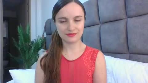 valeriafrannco online show from 02/04/25, 03:44