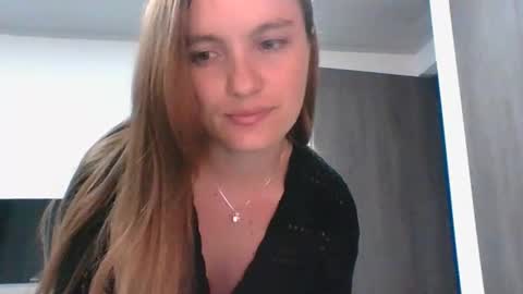 Snapshot of valeriafrannco chatting on 04/06/26, 05:52 valeriafrannco online show from 04/06/26, 05:52