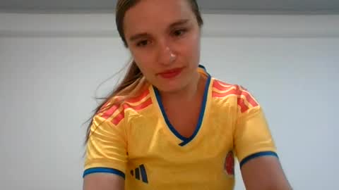 Snapshot of valeriafrannco chatting on 07/07/26, 04:48 valeriafrannco online show from 07/07/26, 04:48