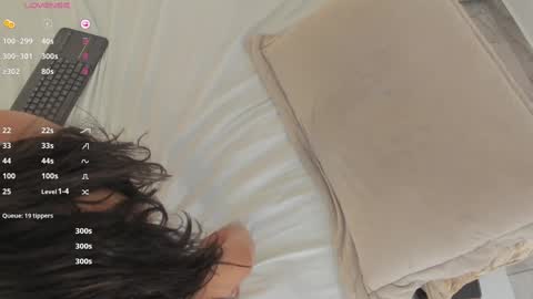 Valeria online show from 12/18/24, 02:28