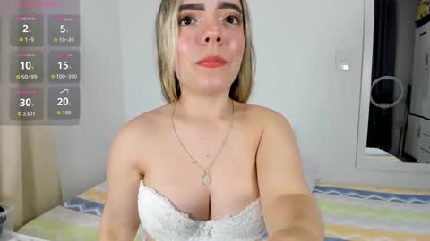 valerialoren online show from 11/14/25, 02:54