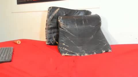 Snapshot of valeriapinkk chatting on 11/15/25, 02:57 valeriapinkk online show from 11/15/25, 02:57