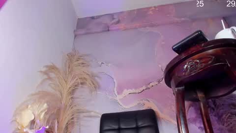 valeriaqueents21 online show from 10/29/25, 01:13