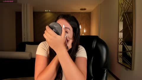 Valeria online show from 04/06/26, 10:27