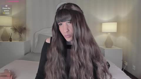 Valeria online show from 11/10/25, 12:26