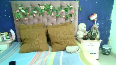 La valerie26 online show from 12/14/25, 11:48