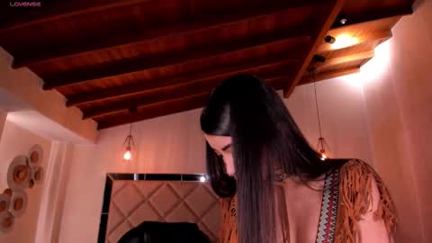 Vale  online show from 10/28/25, 12:09