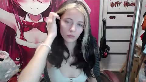 Snapshot of valeriaxkiss chatting on 03/22/26, 03:48 ValeriaXKiss online show from 03/22/26, 03:48