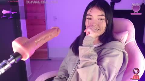 Valeri online show from 11/28/25, 05:43