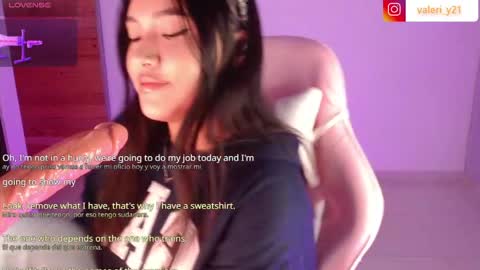 Snapshot of valeribell1 chatting on 03/25/26, 06:52 Valeri online show from 03/25/26, 06:52