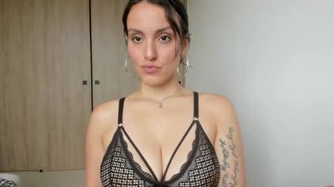 Snapshot of valerie777moonrise chatting on 12/14/25, 07:29 Agape online show from 12/14/25, 07:29