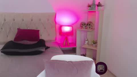 Snapshot of valerie_21 chatting on 01/28/25, 09:41 Valeriee online show from 01/28/25, 09:41