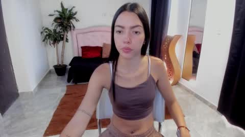 Valerie fox online show from 12/03/25, 02:04