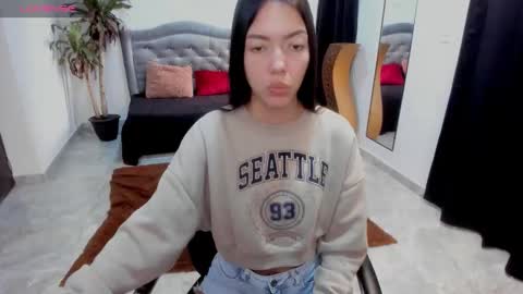 Snapshot of valerie_fox19 chatting on 02/21/26, 03:02 Valerie fox online show from 02/21/26, 03:02