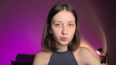 Snapshot of valerie_mooon chatting on 04/08/26, 09:15 Kristi moony online show from 04/08/26, 09:15