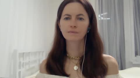 Snapshot of valerie_rose777 chatting on 12/06/24, 07:34 valerie_rose777 online show from 12/06/24, 07:34