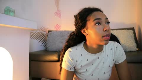 Snapshot of valeriebony chatting on 04/13/26, 03:56 Valerie Style3 online show from 04/13/26, 03:56