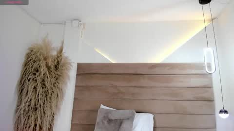 valeri online show from 09/23/25, 12:19