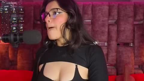 Valeria online show from 09/17/25, 10:11