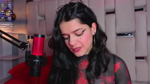 Snapshot of valeriekay_ chatting on 04/19/26, 06:10 Valeria online show from 04/19/26, 06:10