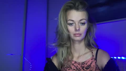 Snapshot of valerieluvsugar chatting on 01/02/25, 06:23 Valerie online show from 01/02/25, 06:23