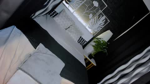 Valerie online show from 01/26/25, 12:54