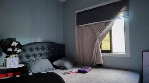 Snapshot of valerieriches chatting on 03/21/26, 08:41 Valerie online show from 03/21/26, 08:41