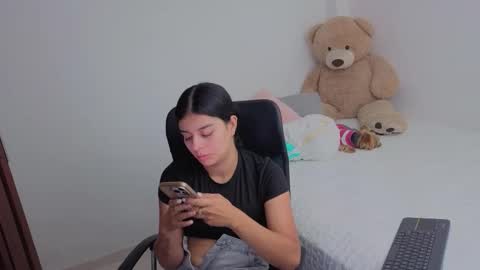 Juli C online show from 01/15/26, 01:32