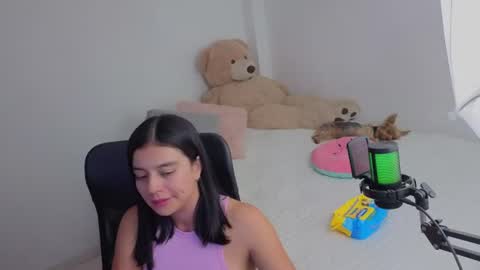 Snapshot of valerihouse_ chatting on 07/11/26, 01:41 valerihouse_ online show from 07/11/26, 01:41