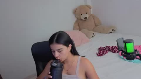 Snapshot of valerihouse_ chatting on 07/24/26, 02:09 valerihouse_ online show from 07/24/26, 02:09