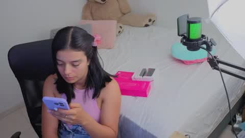 Snapshot of valerihouse_ chatting on 07/31/26, 02:00 valerihouse_ online show from 07/31/26, 02:00