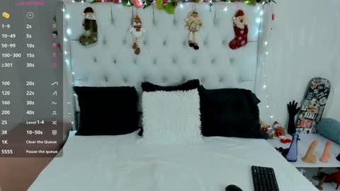 valeria111111 online show from 12/07/24, 12:02