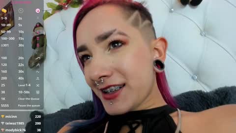 valeria111111 online show from 12/17/24, 10:22