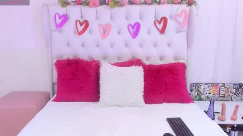 valeria111111 online show from 03/04/25, 07:11