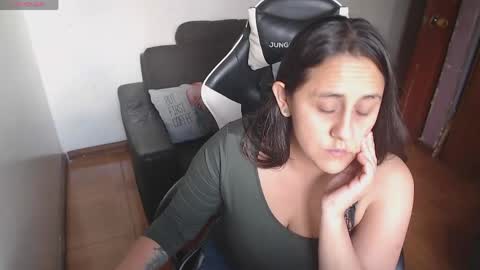 ValeriaMayerss online show from 05/03/26, 06:47