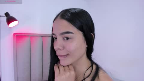 Cris  online show from 11/08/25, 02:12