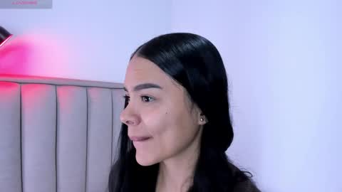 Snapshot of valery__nova chatting on 03/19/26, 01:53 Cris online show from 03/19/26, 01:53