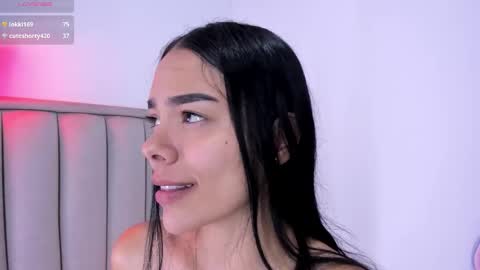 Snapshot of valery__nova chatting on 03/24/26, 01:32 Cris online show from 03/24/26, 01:32