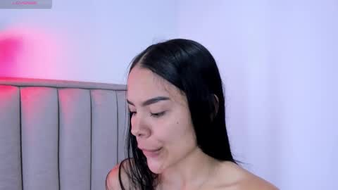 Snapshot of valery__nova chatting on 03/31/26, 01:29 Cris online show from 03/31/26, 01:29