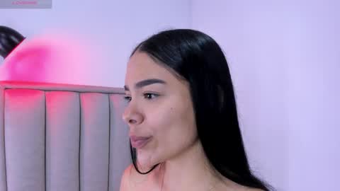 Snapshot of valery__nova chatting on 04/05/26, 12:57 Cris online show from 04/05/26, 12:57