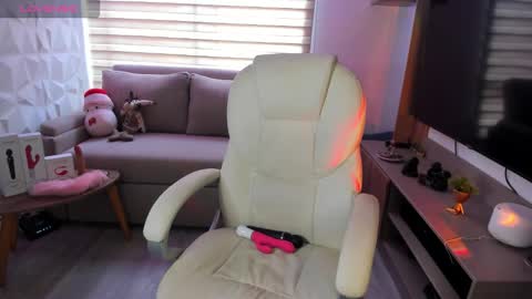 Valery se online show from 12/19/25, 02:13