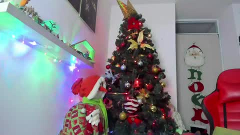 Valery adams1 online show from 12/24/24, 04:22