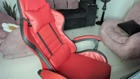 Snapshot of valery_adams1 chatting on 03/01/25, 07:41 Valery adams1 online show from 03/01/25, 07:41