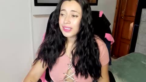 valery_bonneth online show from 02/05/26, 12:32